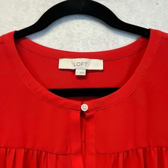 LOFT Women’s Sleeveless Blouse Large Red Ruffle Trim Keyhole Neck Flowy Top - Picture 4 of 13